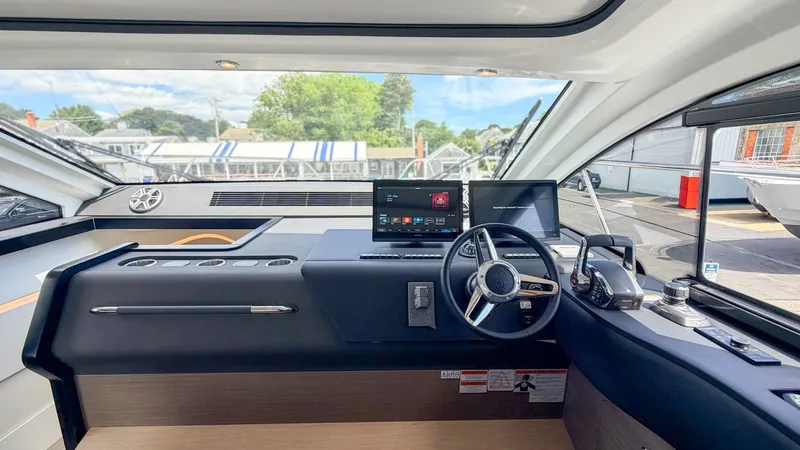 Slide: The Image of Beneteau Gran Turismo 40 2027 - 7928971