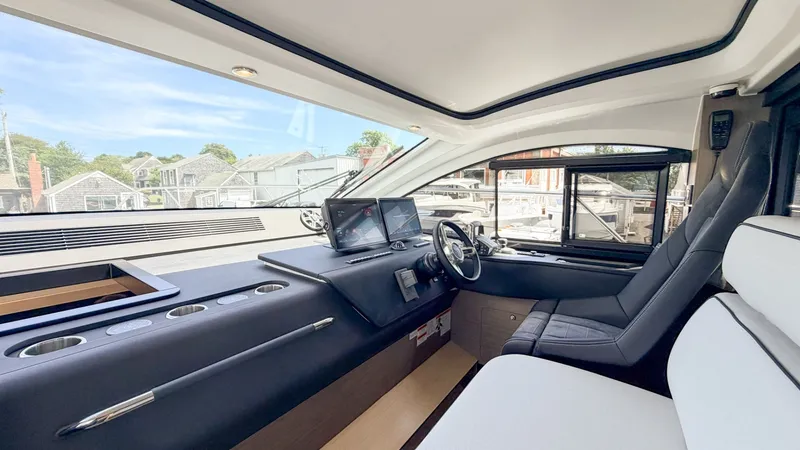 Slide: The Image of Beneteau Gran Turismo 40 2027 - 7928978