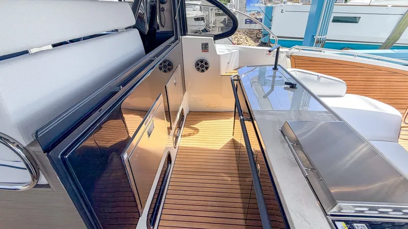Slide: The Image of Beneteau Gran Turismo 40 2027 - 7928969