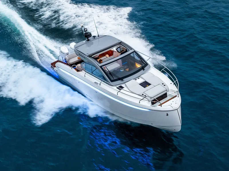 Slide: The Image of Beneteau Gran Turismo 40 2027 - 7582533
