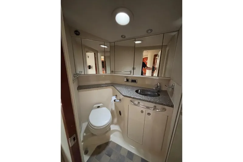 Slide: The Image of Sea Ray 550 Sundancer 2003 - 7582615