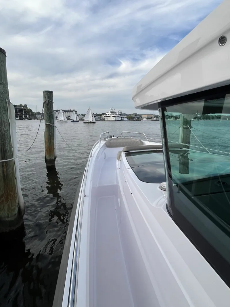 Slide: The Image of Axopar 37 XC Cross Cabin 2023 - 7582834