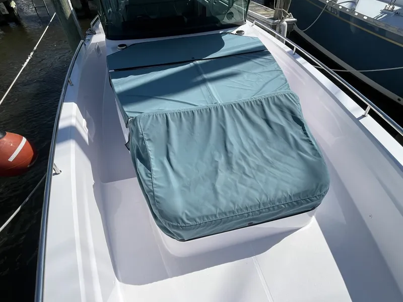 Slide: The Image of Axopar 37 XC Cross Cabin 2023 - 7582761