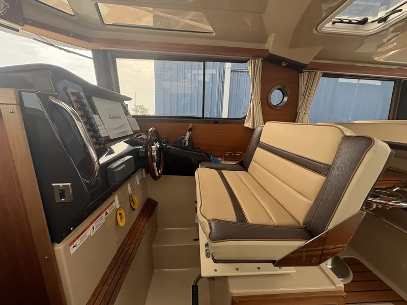 Slide: The Image of Ranger Tug R-27 LE 2018 - 7582973