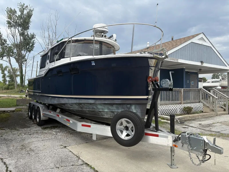 The Image of Ranger Tug R-27 LE 2018 - 7582943