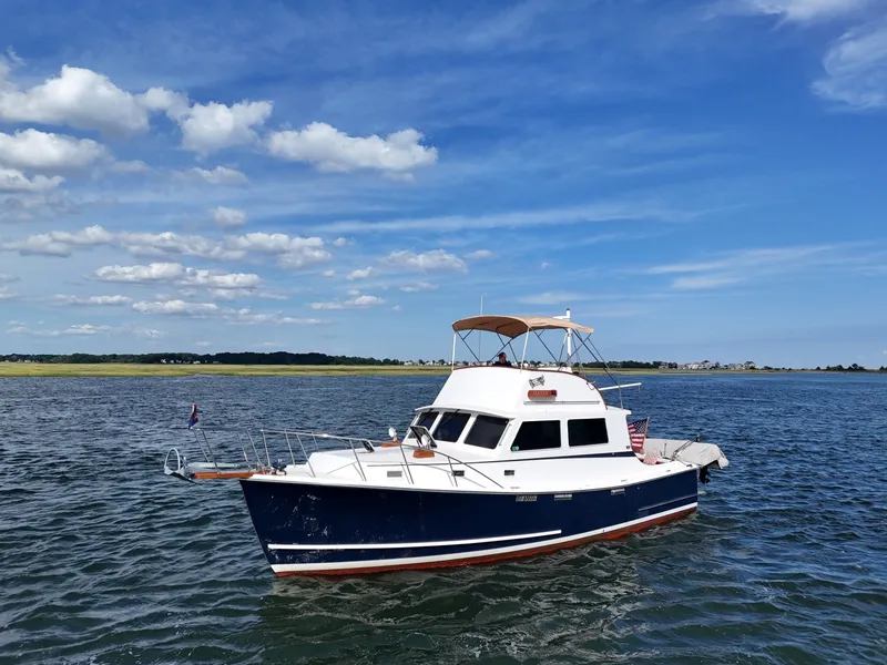 Slide: The Image of Wilbur Flybridge Cruiser 1987 - 7583206