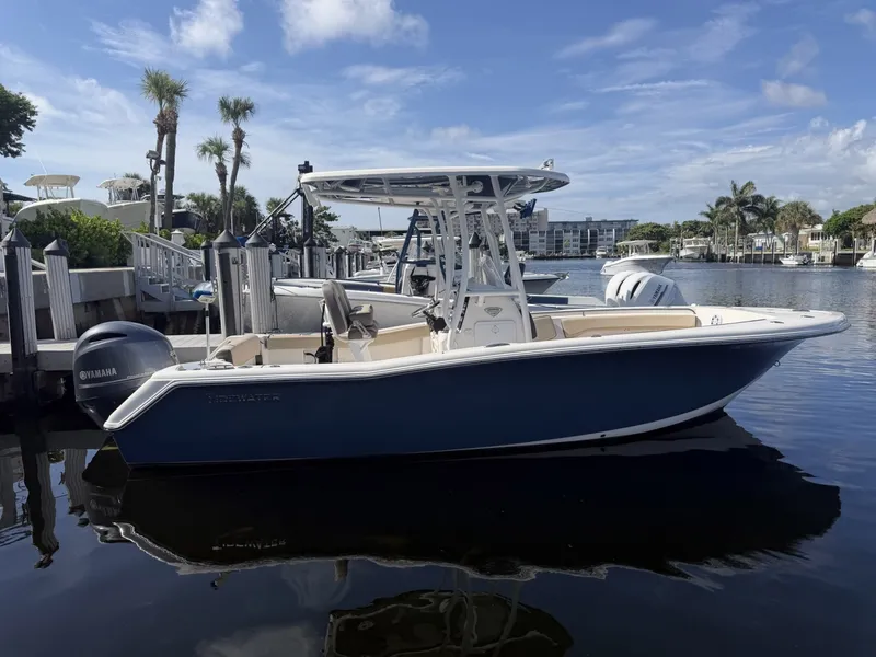 The Image of Tidewater 220 CC Adventure 2018 - 7583315