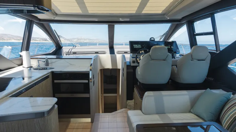 Slide: The Image of Azimut 60 2020 - 7583515