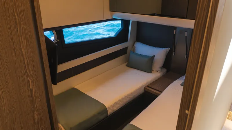 Slide: The Image of Azimut 60 2020 - 7583502