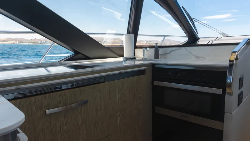Slide: The Image of Azimut 60 2020 - 7583512