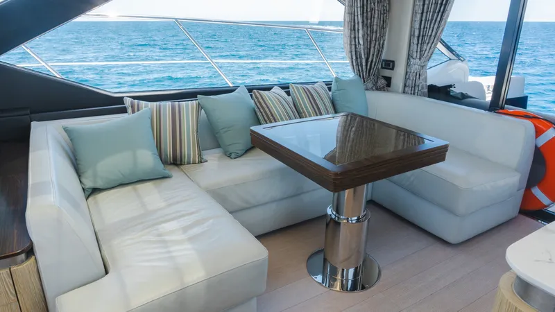 Slide: The Image of Azimut 60 2020 - 7583522