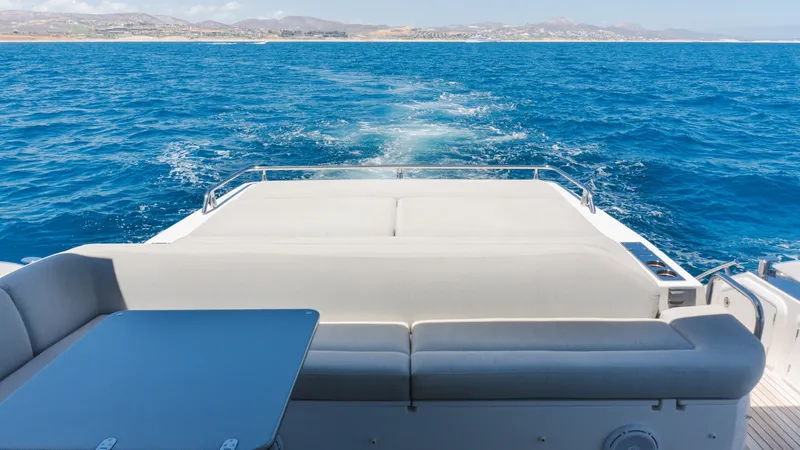 Slide: The Image of Azimut 60 2020 - 7583538