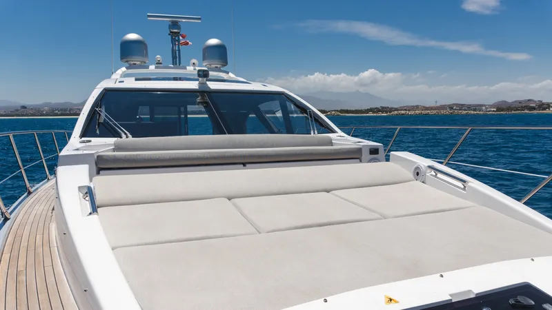 Slide: The Image of Azimut 60 2020 - 7583527