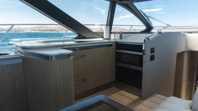 Slide: The Image of Azimut 60 2020 - 7583517