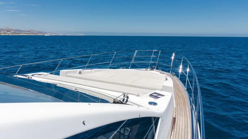 Slide: The Image of Azimut 60 2020 - 7583531