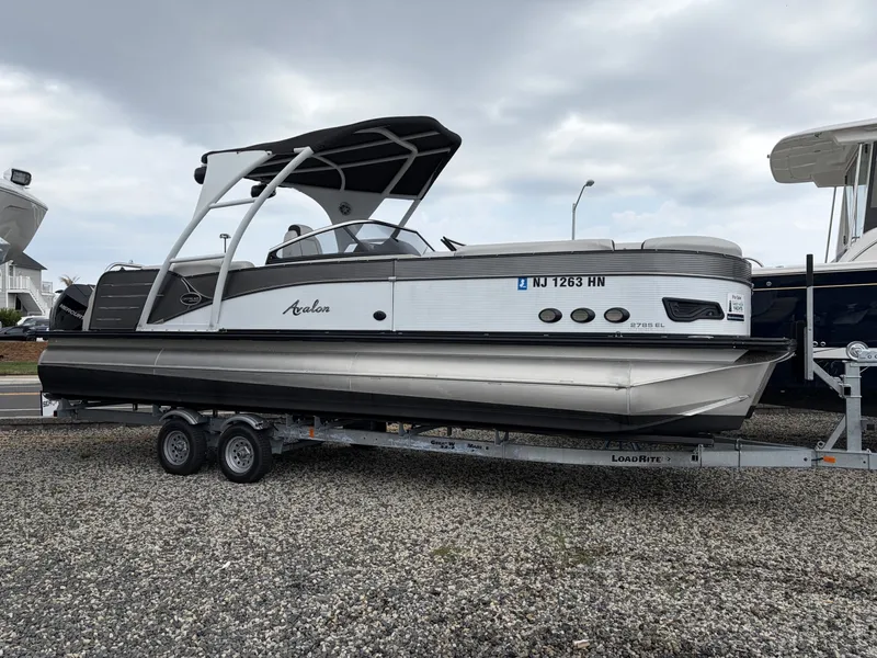 The Image of Avalon Catalina Elite - 27' 2019 - 7583643