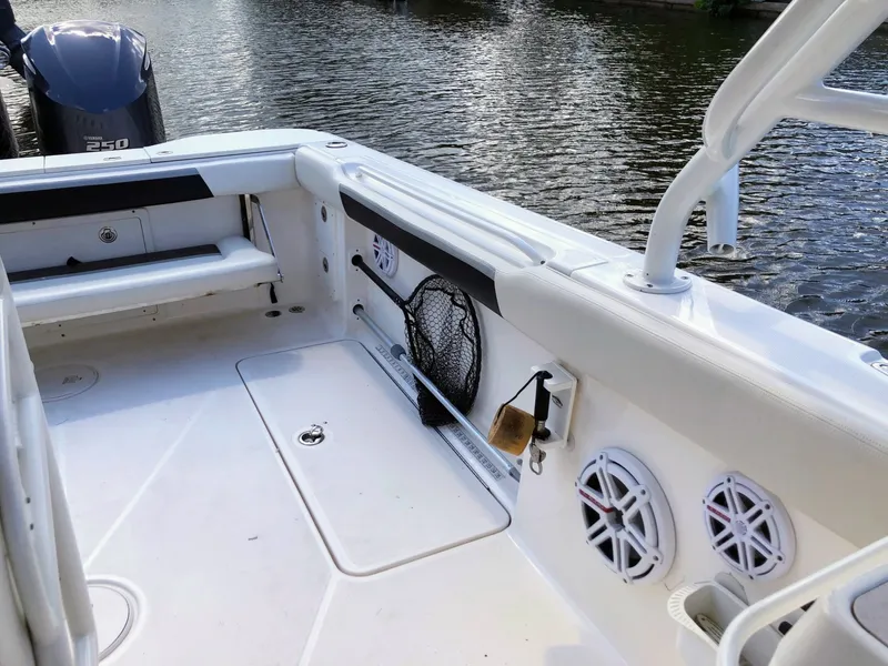 Slide: The Image of Wellcraft 30 Scarab Sport 2013 - 7585646