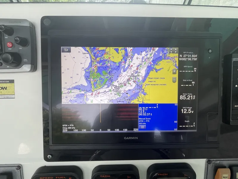Slide: The Image of Wellcraft 30 Scarab Sport 2013 - 7585669