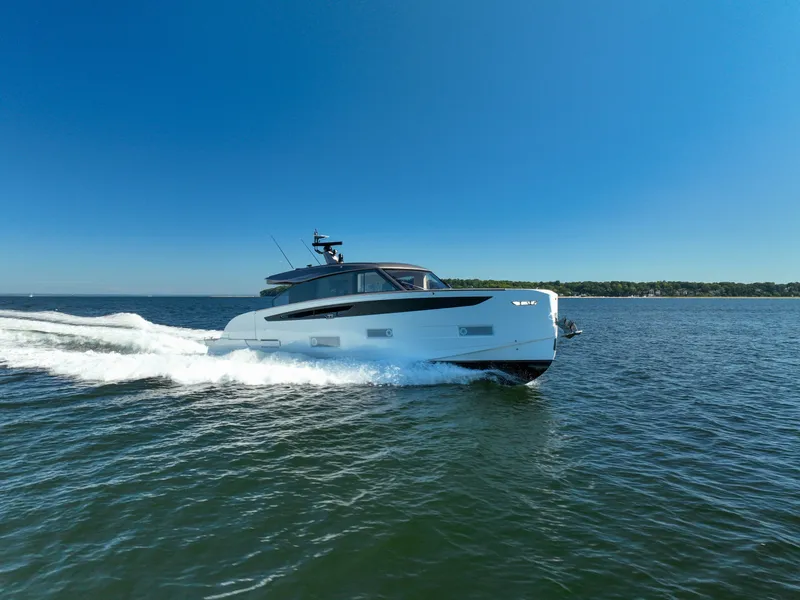 Slide: The Image of Azimut Seadeck 6 2027 - 8671616