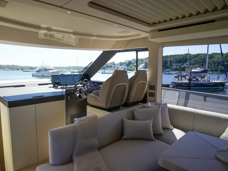 Slide: The Image of Azimut Seadeck 6 2027 - 8671586
