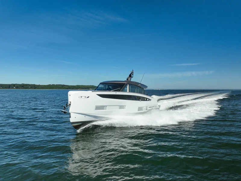 Slide: The Image of Azimut Seadeck 6 2027 - 8671617