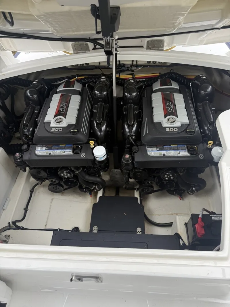 Slide: The Image of Monterey 328SS 2016 - 7585546