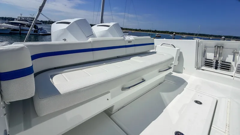 Slide: The Image of Wellcraft 28 Explorer 2027 - 7585935