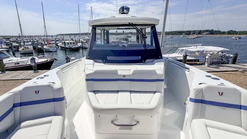 Slide: The Image of Wellcraft 28 Explorer 2027 - 7585937