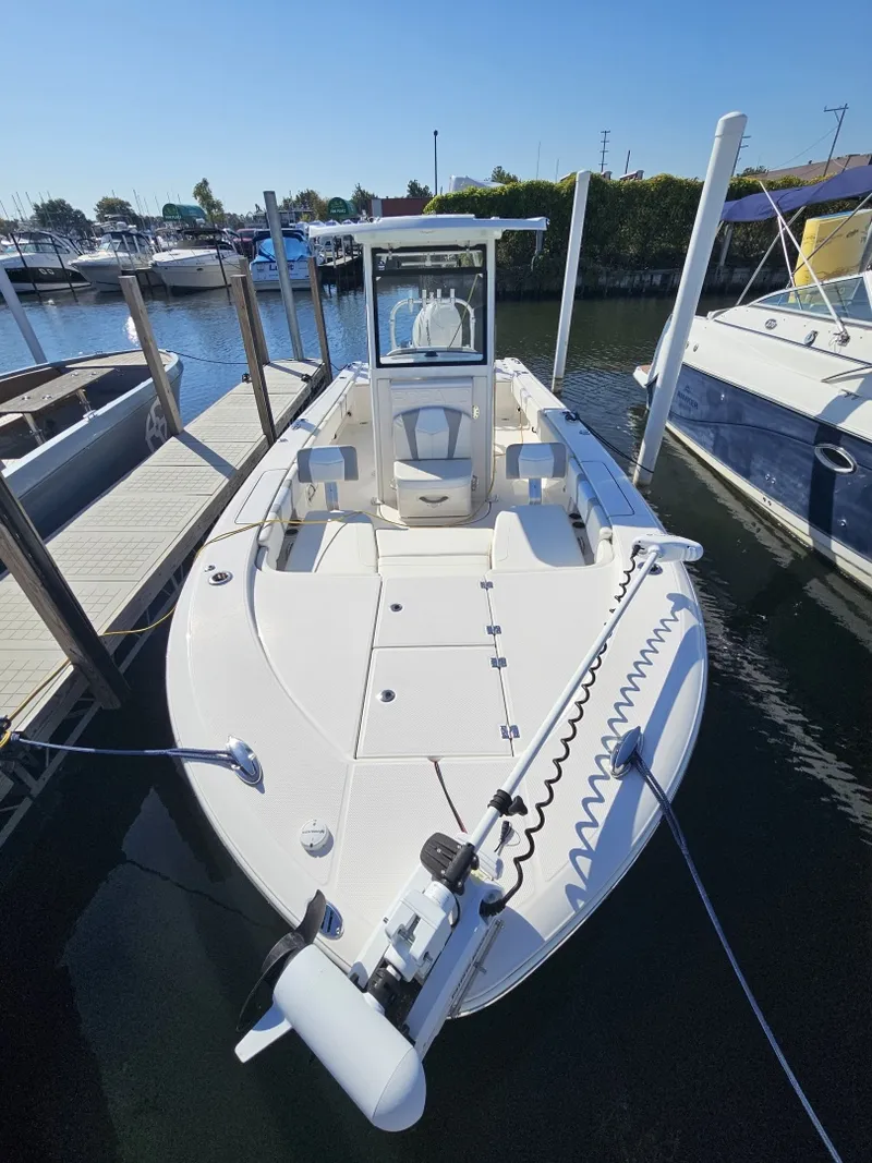 Slide: The Image of Robalo 266 Cayman 2023 - 8145259