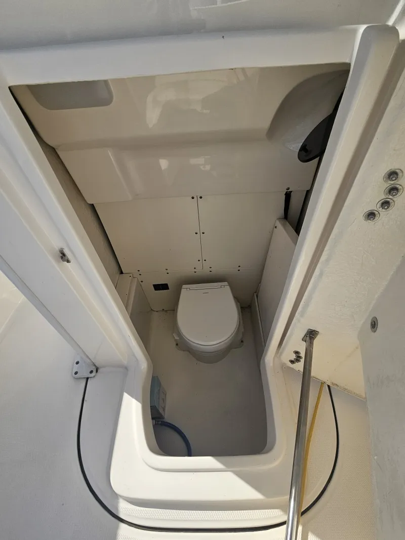 Slide: The Image of Robalo 266 Cayman 2023 - 8145273