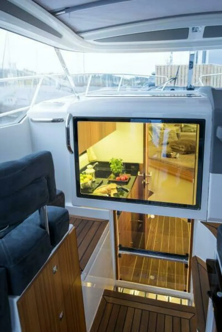 Slide: The Image of Marex 310 Sun Cruiser 2026 - 7586051