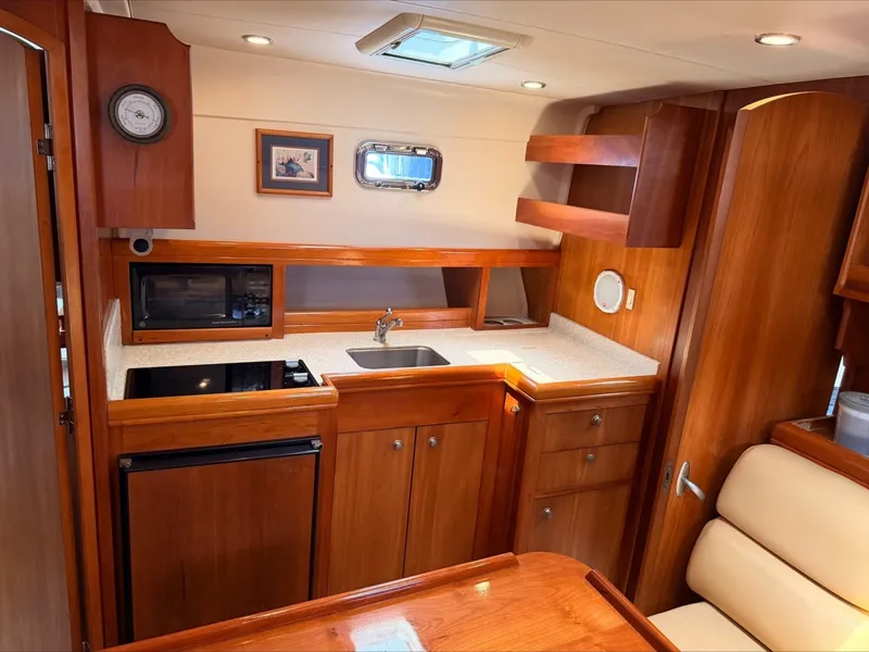 Slide: The Image of Mainship Pilot 34 2005 - 7586231