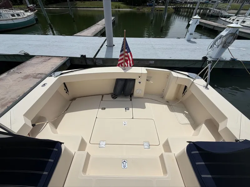 Slide: The Image of Mainship Pilot 34 2005 - 7586208