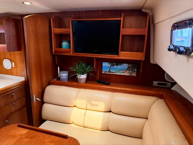 Slide: The Image of Mainship Pilot 34 2005 - 7586228