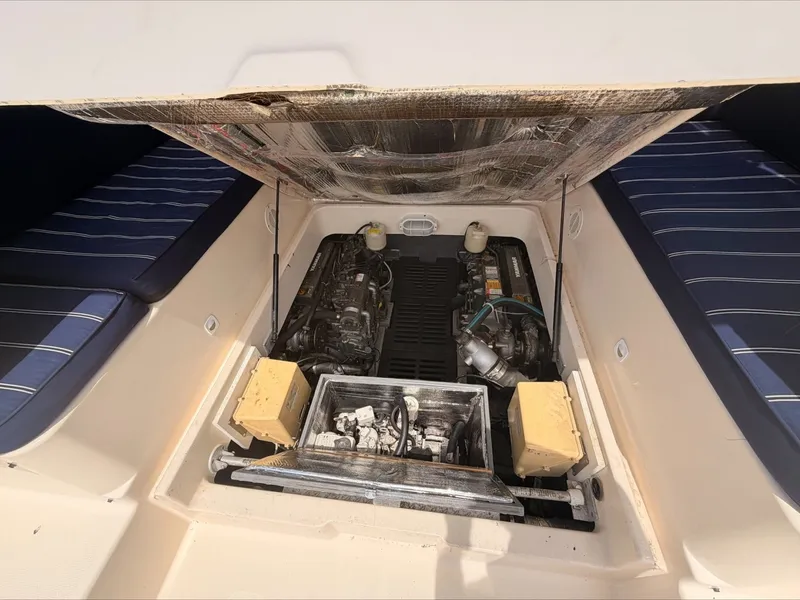 Slide: The Image of Mainship Pilot 34 2005 - 7586239