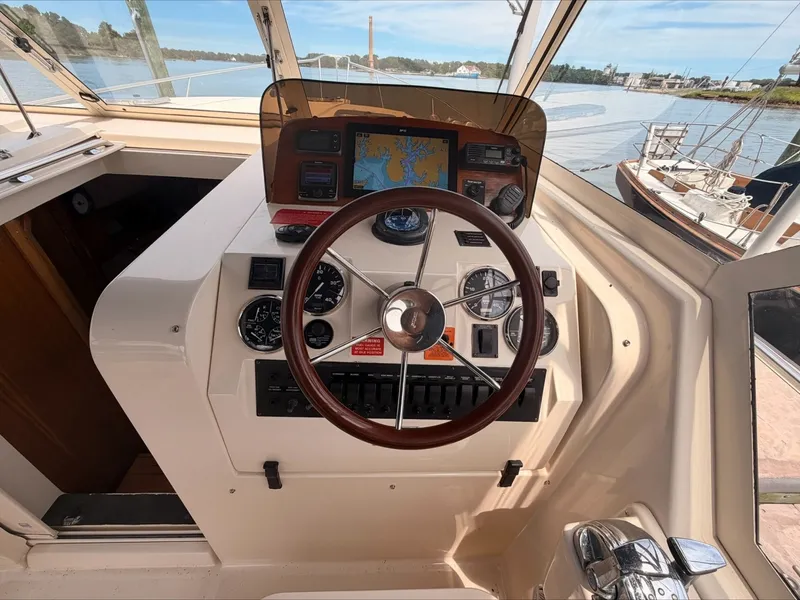 Slide: The Image of Mainship Pilot 34 2005 - 7586222