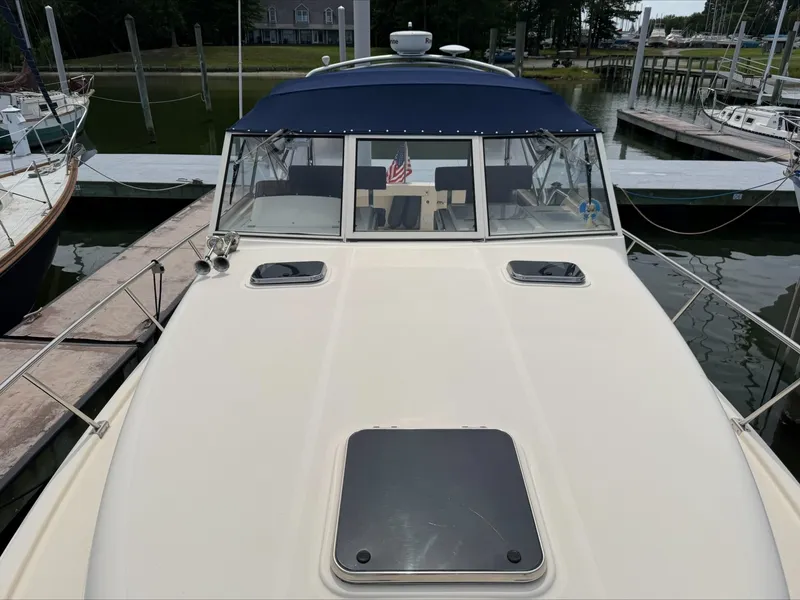 Slide: The Image of Mainship Pilot 34 2005 - 7586207