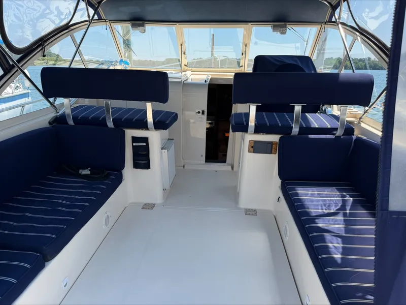 Slide: The Image of Mainship Pilot 34 2005 - 7586212