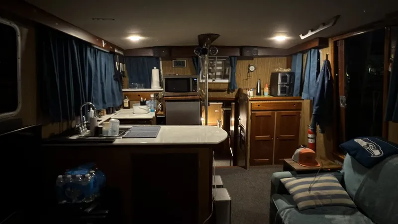 Slide: The Image of Bristol 42 Trawler 1972 - 7586350