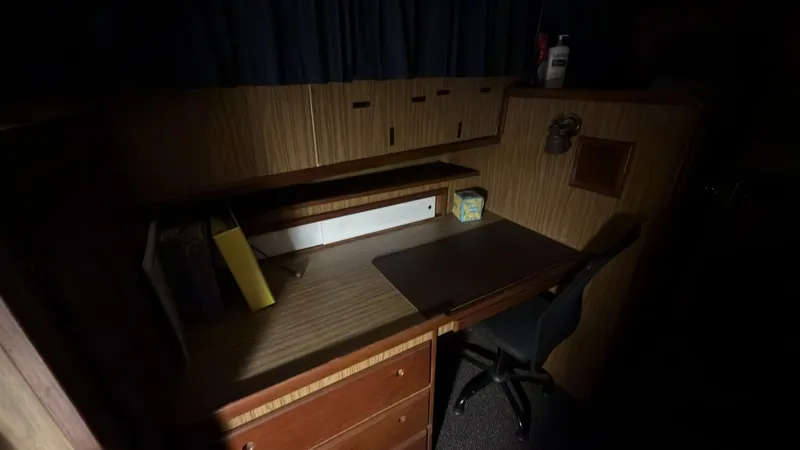 Slide: The Image of Bristol 42 Trawler 1972 - 7586354