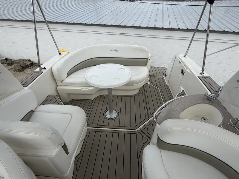 Slide: The Image of Sea Ray Sundancer 260 2006 - 7586758