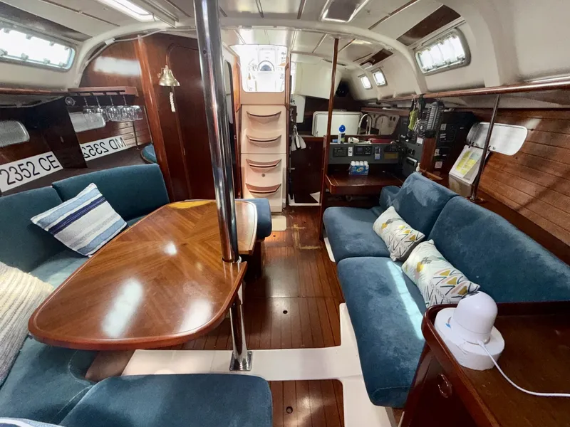 Slide: The Image of Beneteau 351 1996 - 7586846