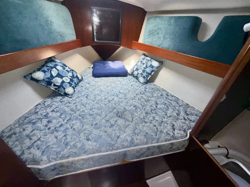 Slide: The Image of Beneteau 351 1996 - 7586843