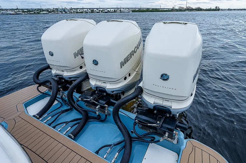 Slide: The Image of Scout 355 LXF 2018 - 7590625