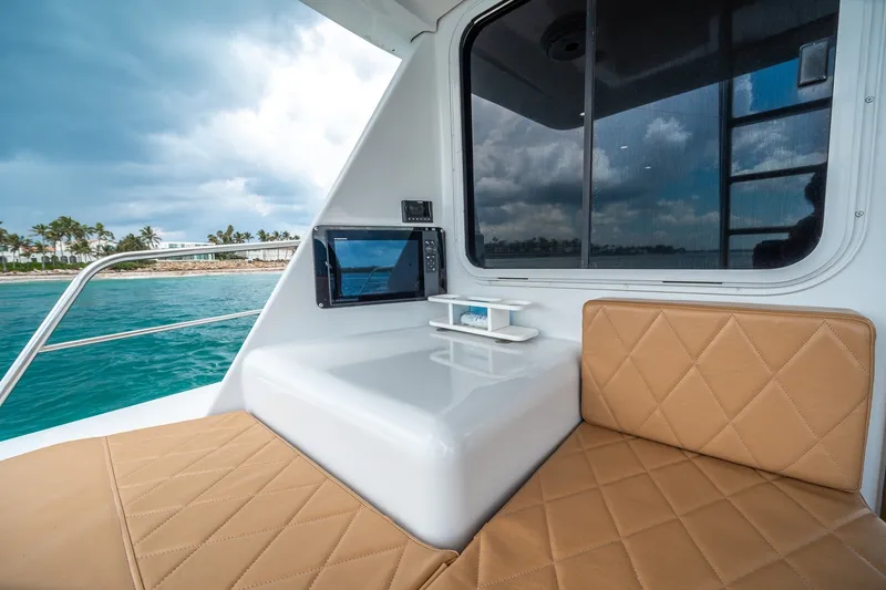 Slide: The Image of Venturer 44 Fifth Day 2000 Venturer 44 Sportfish - 7590980