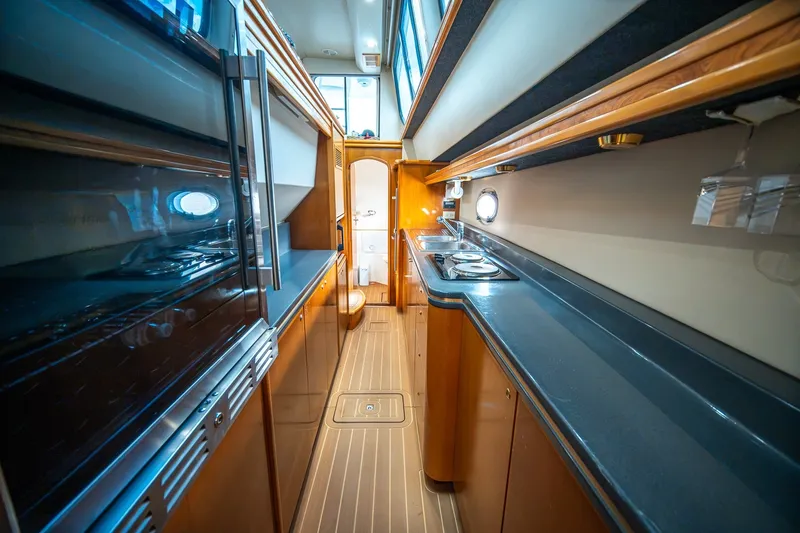 Slide: The Image of Venturer 44 Fifth Day 2000 Venturer 44 Sportfish - 7590948