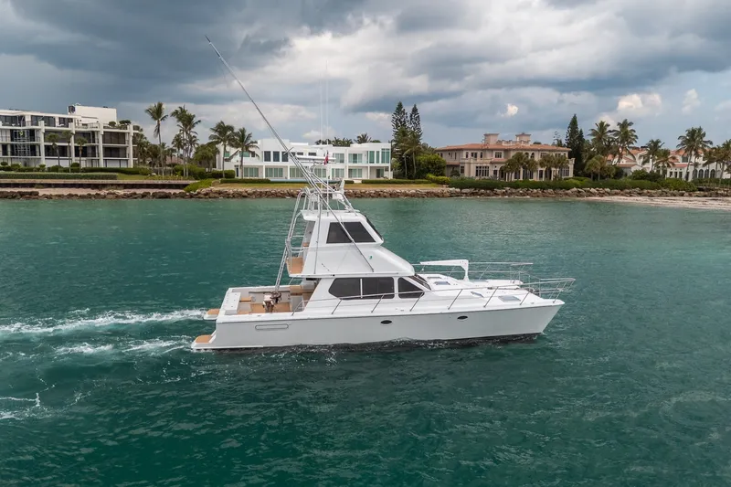 Slide: The Image of Venturer 44 Fifth Day 2000 Venturer 44 Sportfish - 7590911