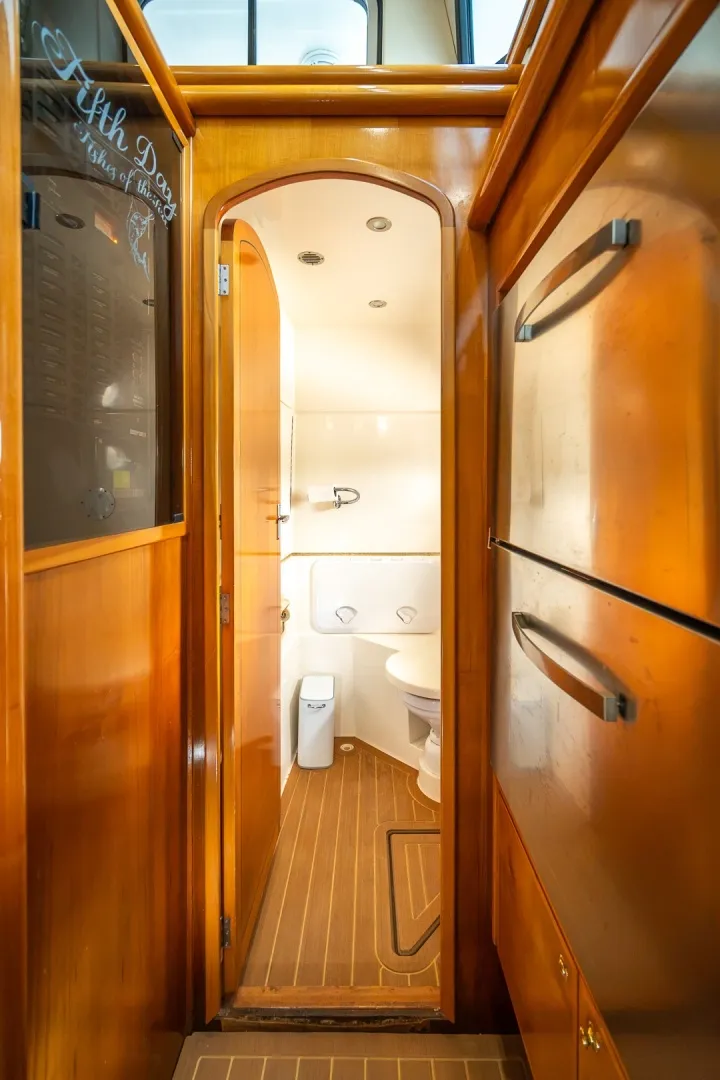 Slide: The Image of Venturer 44 Fifth Day 2000 Venturer 44 Sportfish - 7590937