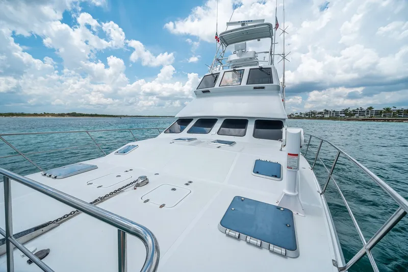 Slide: The Image of Venturer 44 Fifth Day 2000 Venturer 44 Sportfish - 7590975