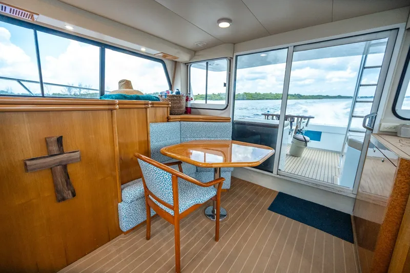 Slide: The Image of Venturer 44 Fifth Day 2000 Venturer 44 Sportfish - 7590957